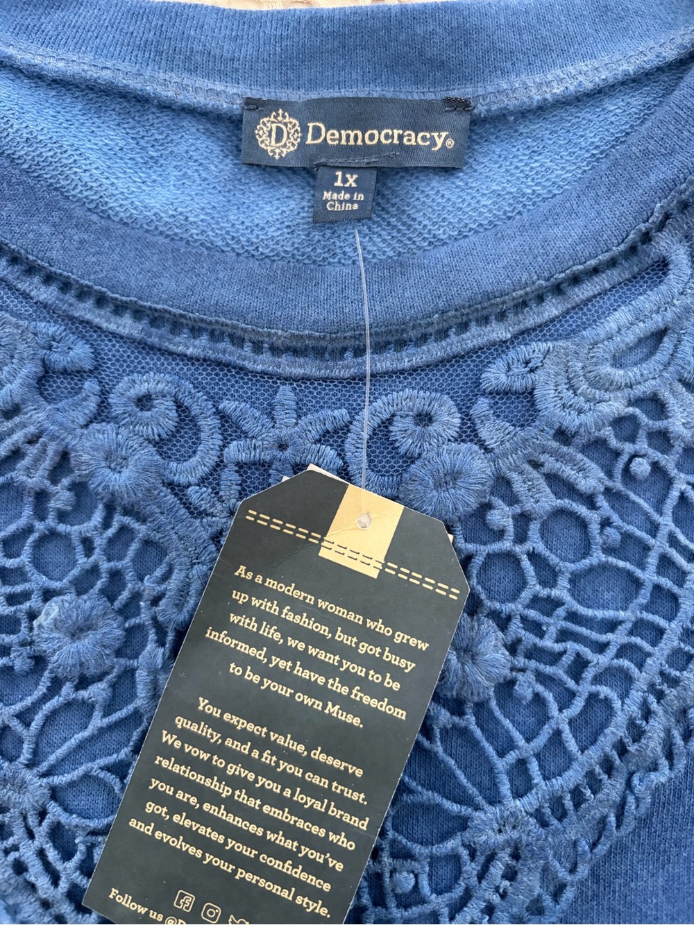 Democracy Relaxed Blue Pullover Sweatshirt Crochet Yoke 1X Boho Chic Cottagecore - Picture 9 of 10